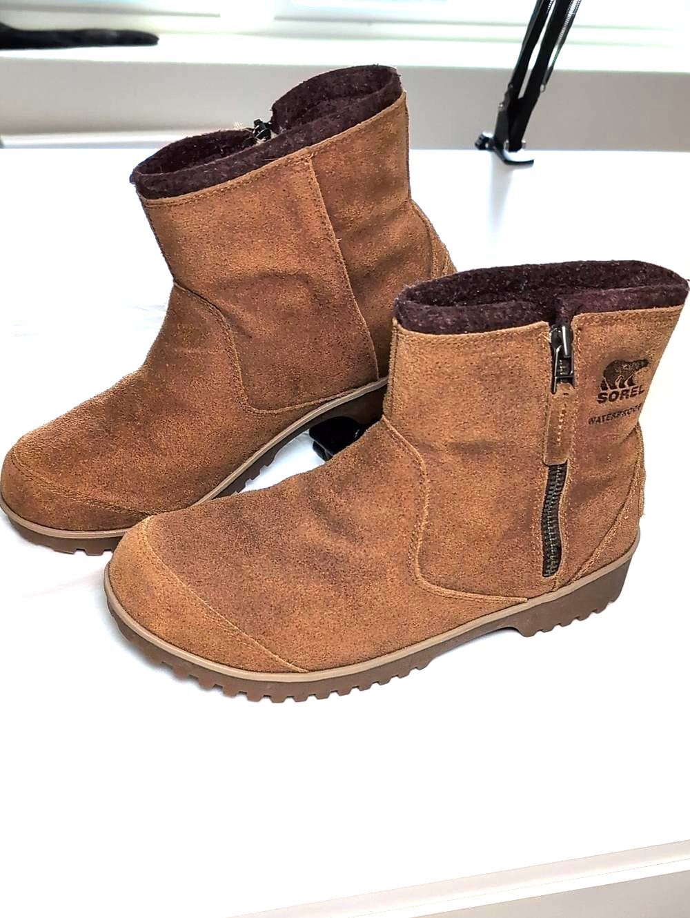 Sorel Brown Suede Short Zip Ankle Boots